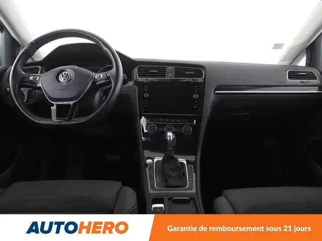 Volkswagen Golf view 12