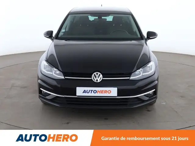 Volkswagen Golf view 9