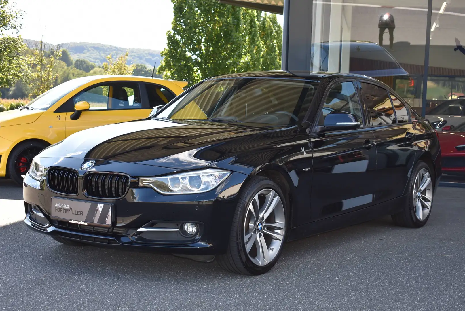 BMW 318 318 d xDrive // Sportline Schwarz - 1