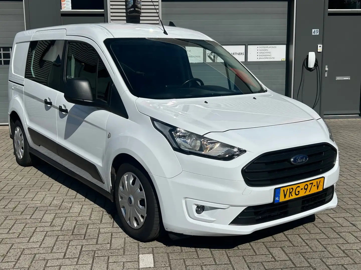 Ford Transit Connect 1.5 EcoBlue L2 Trend Automaat / Navigatie Wit - 2