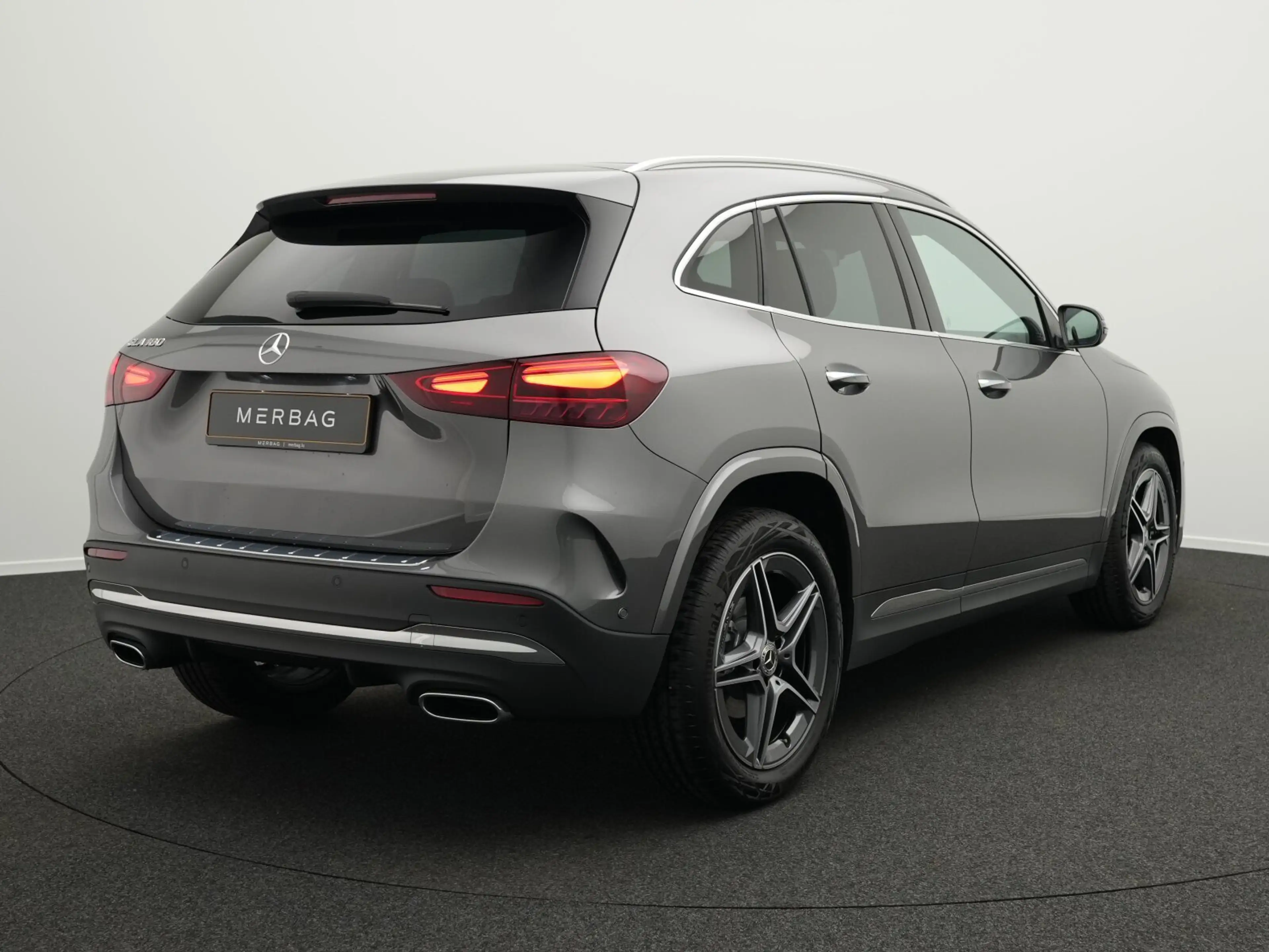 Mercedes-Benz GLA 180 GLA 180  AMG Line Navi/Pano.-Dach/Keyless-Go/Klima — photo 3