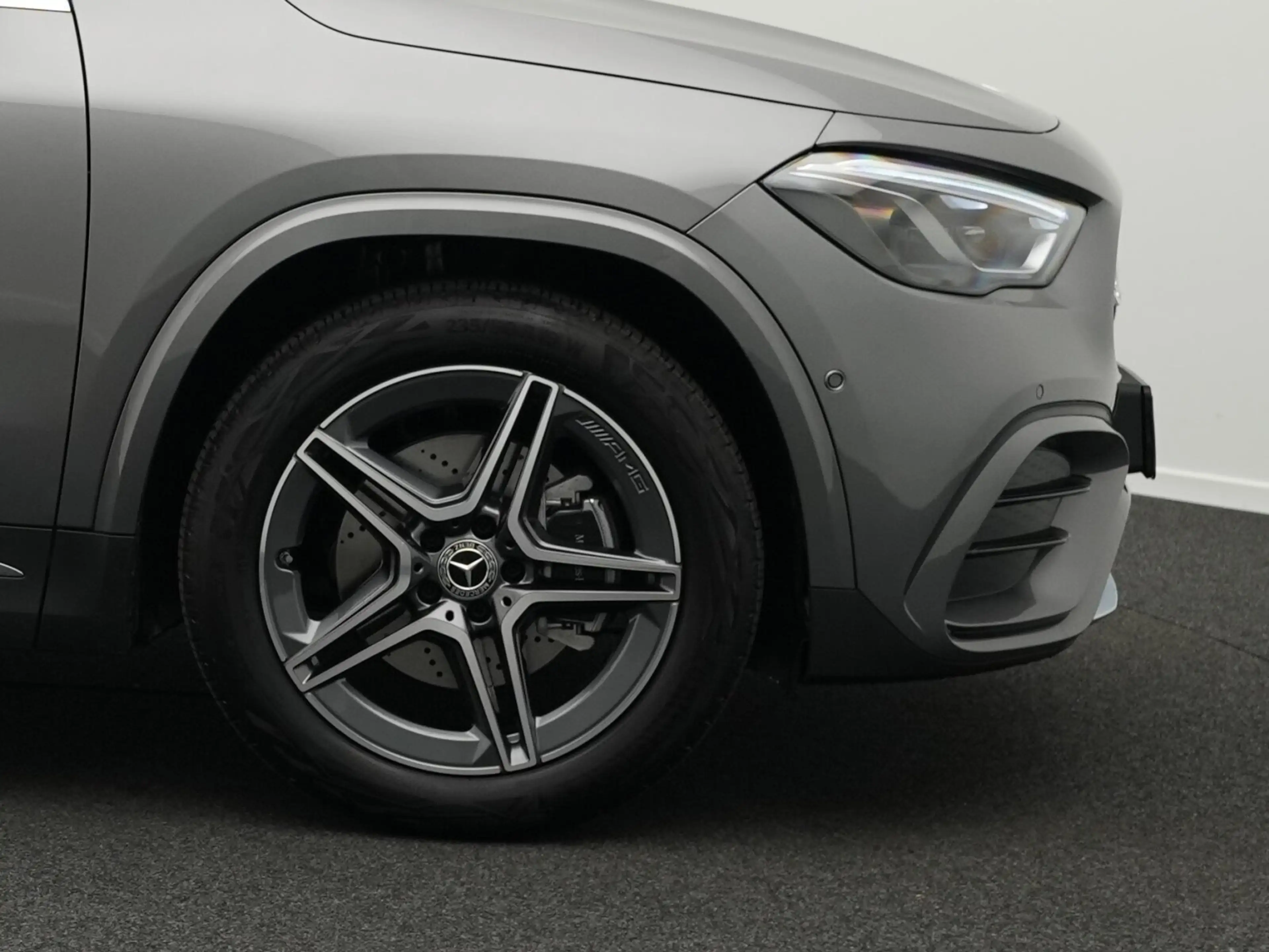 Mercedes-Benz GLA 180 GLA 180  AMG Line Navi/Pano.-Dach/Keyless-Go/Klima — photo 8