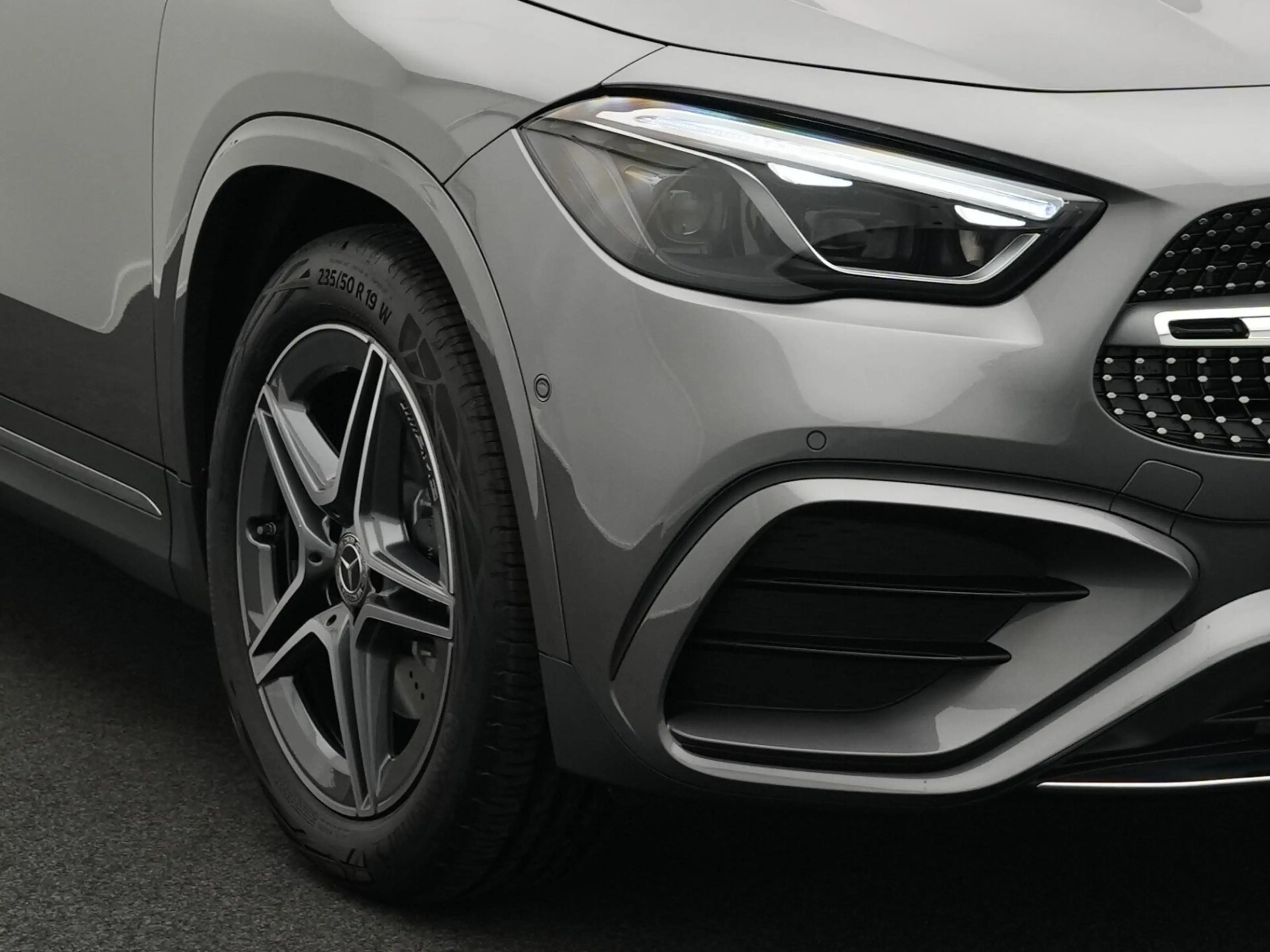Mercedes-Benz GLA 180 GLA 180  AMG Line Navi/Pano.-Dach/Keyless-Go/Klima — photo 9