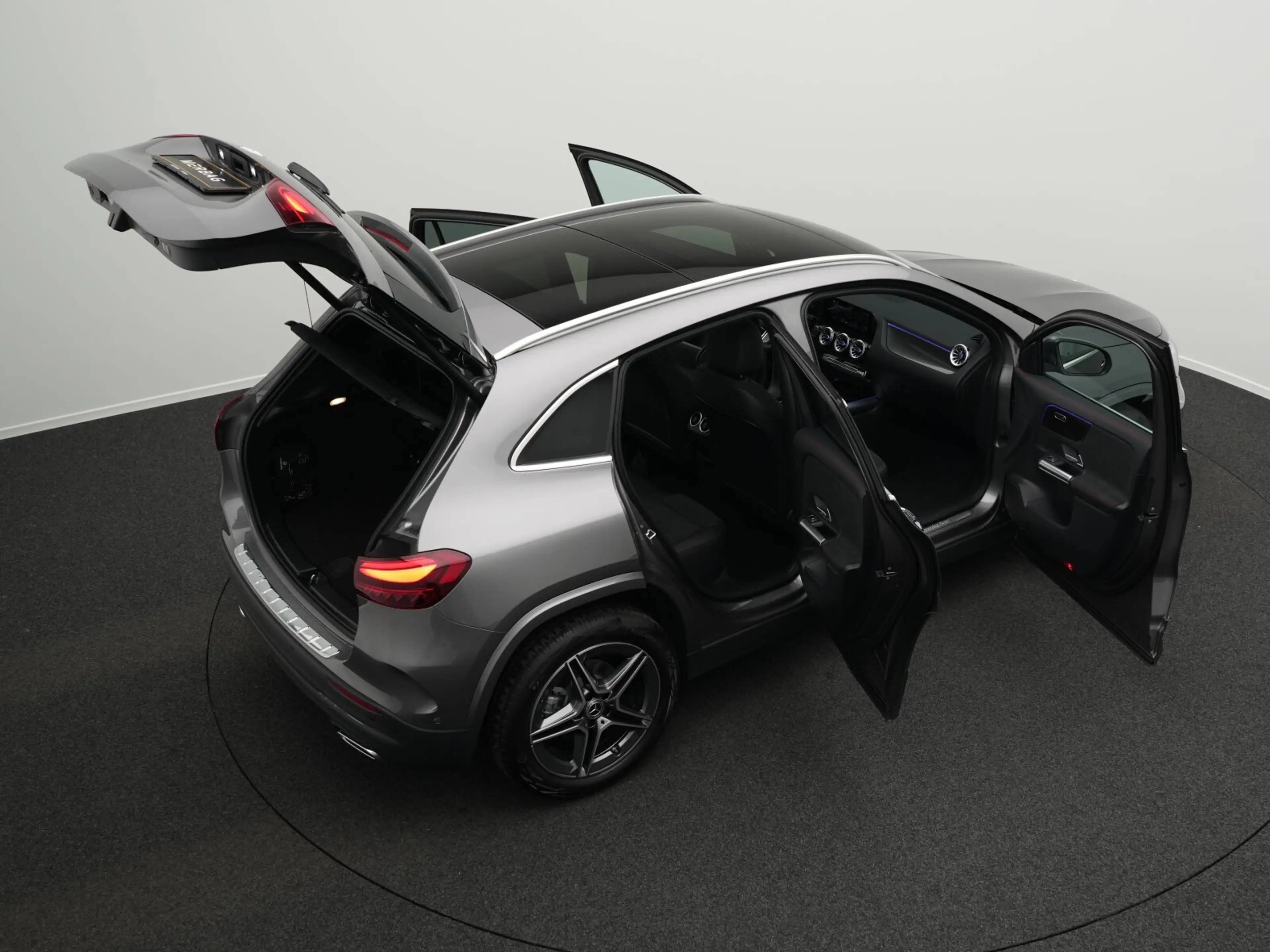 Mercedes-Benz GLA 180 GLA 180  AMG Line Navi/Pano.-Dach/Keyless-Go/Klima — photo 15