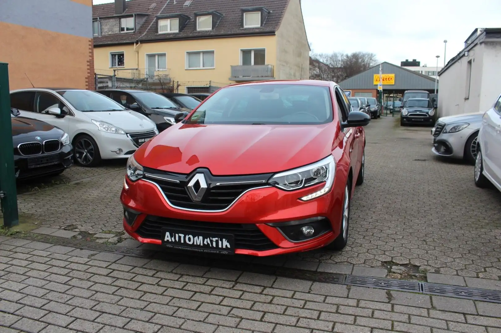 Renault Megane IV Lim Limited/Navi/S.Hzng/Kamera/Tempo Rojo - 1