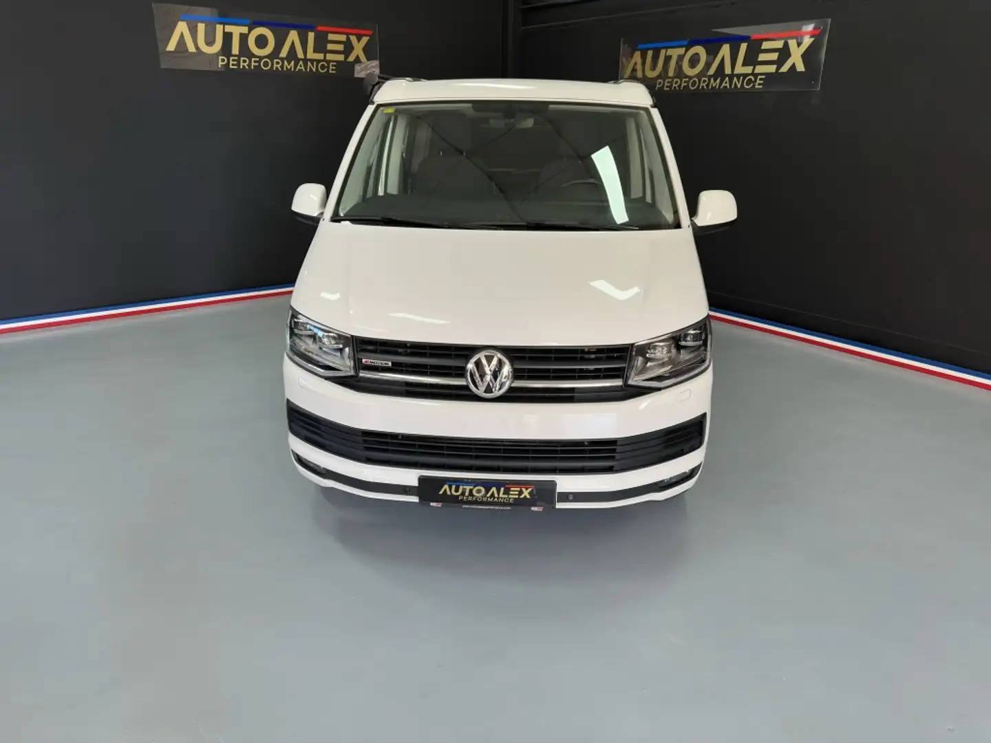 Volkswagen T5 California 2.0TDI BMT Beach 4M 110kw Weiß - 2