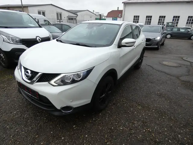 Nissan Qashqai view 3