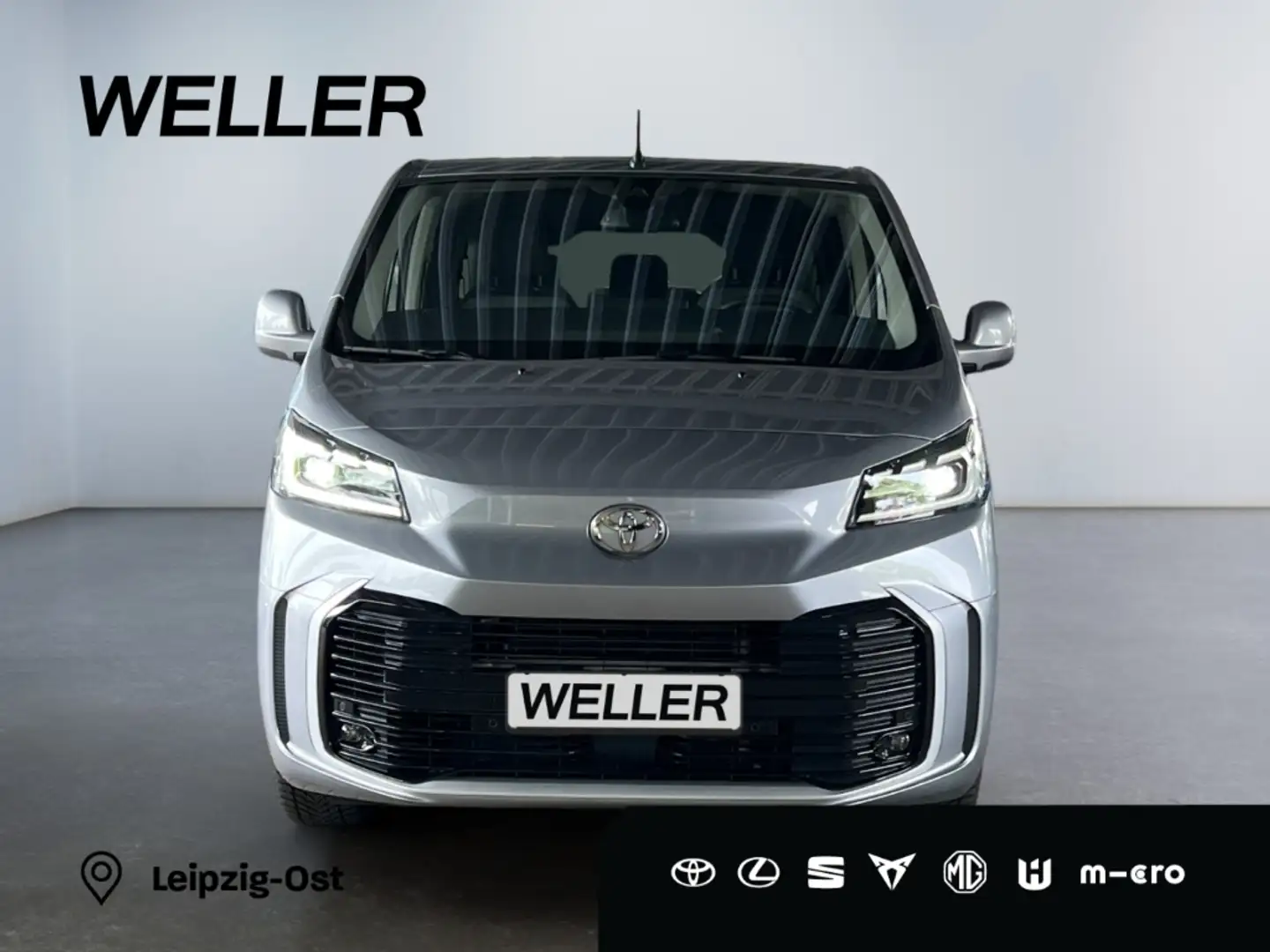 Toyota Proace 2,0l-D-4D L2 Verso Team D *LED*HUD*CAM*SHZ* Silber - 2