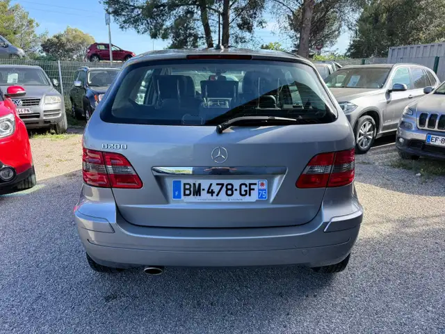 Mercedes-Benz B-Class view 5