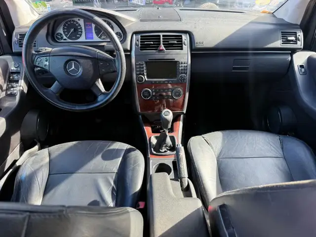 Mercedes-Benz B-Class view 7