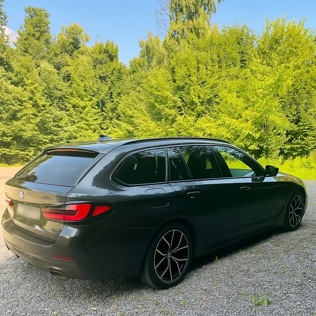 BMW 520 Touring 520d XDrive Pack M - 1