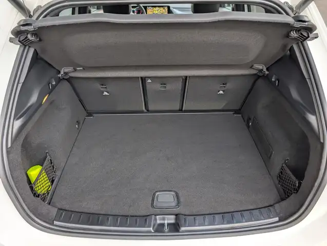 Mercedes-Benz GLA 200 d 4MATIC Österreich-Edition AMG Line Ansicht 22