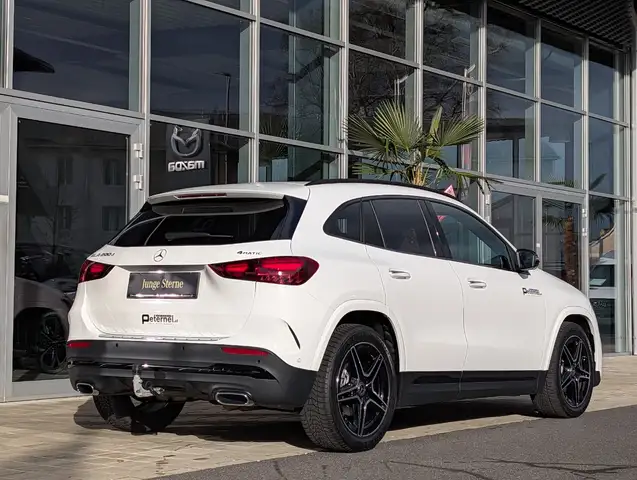 Mercedes-Benz GLA 200 d 4MATIC Österreich-Edition AMG Line Ansicht 7