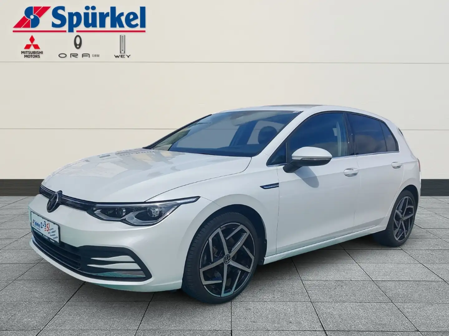 Volkswagen Golf VIII Style 1.5 TSI, Navigation, Sitzheizung, PDC Weiß - 1