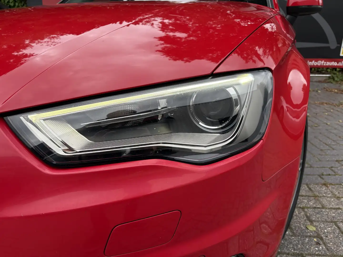 Audi A3 Limousine 1.4 TFSI CoD Ambition Pro Line Plus - Au Rosso - 2