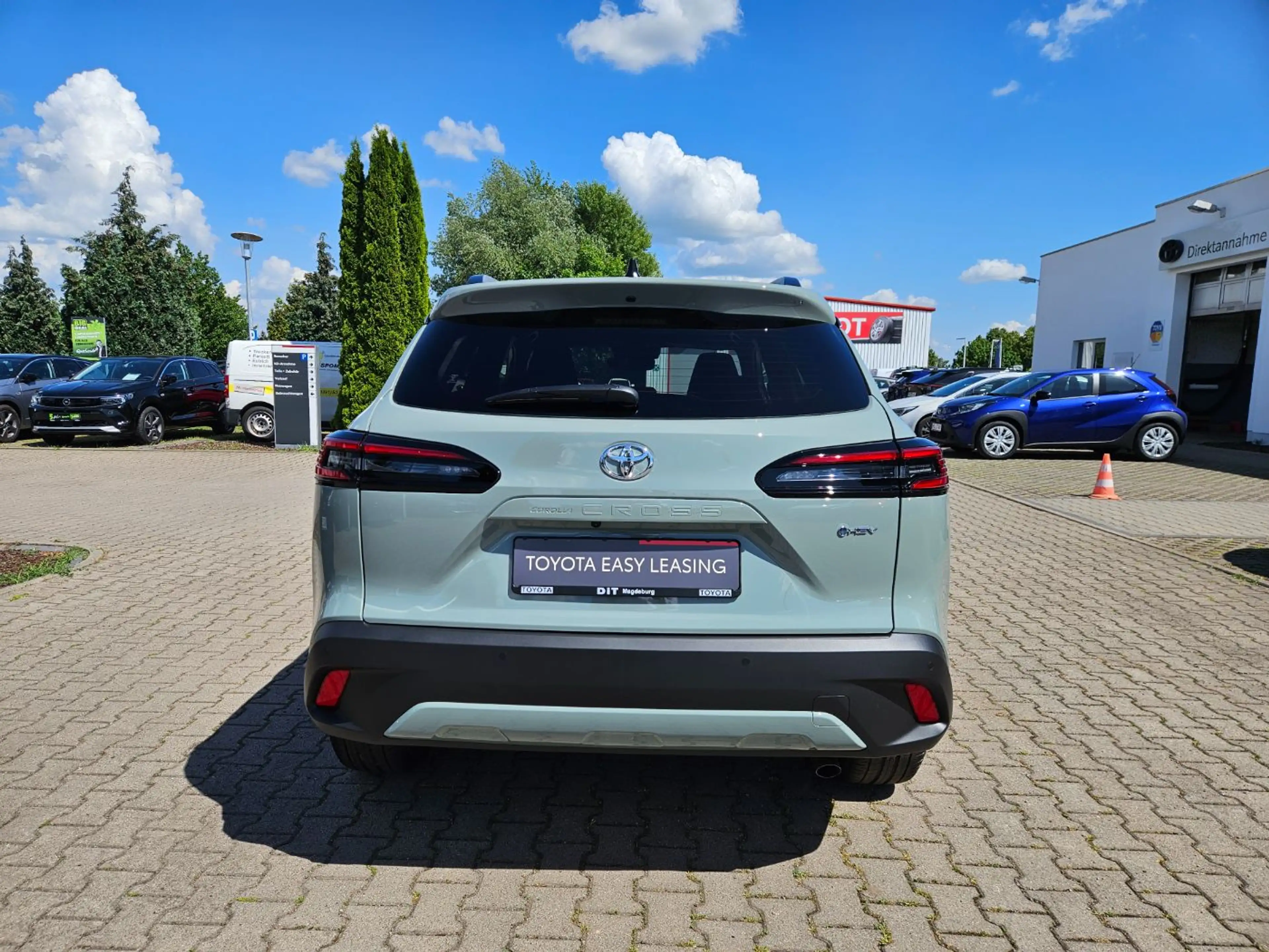 Toyota Corolla Cross 2.0l Hybrid Teamplayer ACC+LED+Navi — photo 10