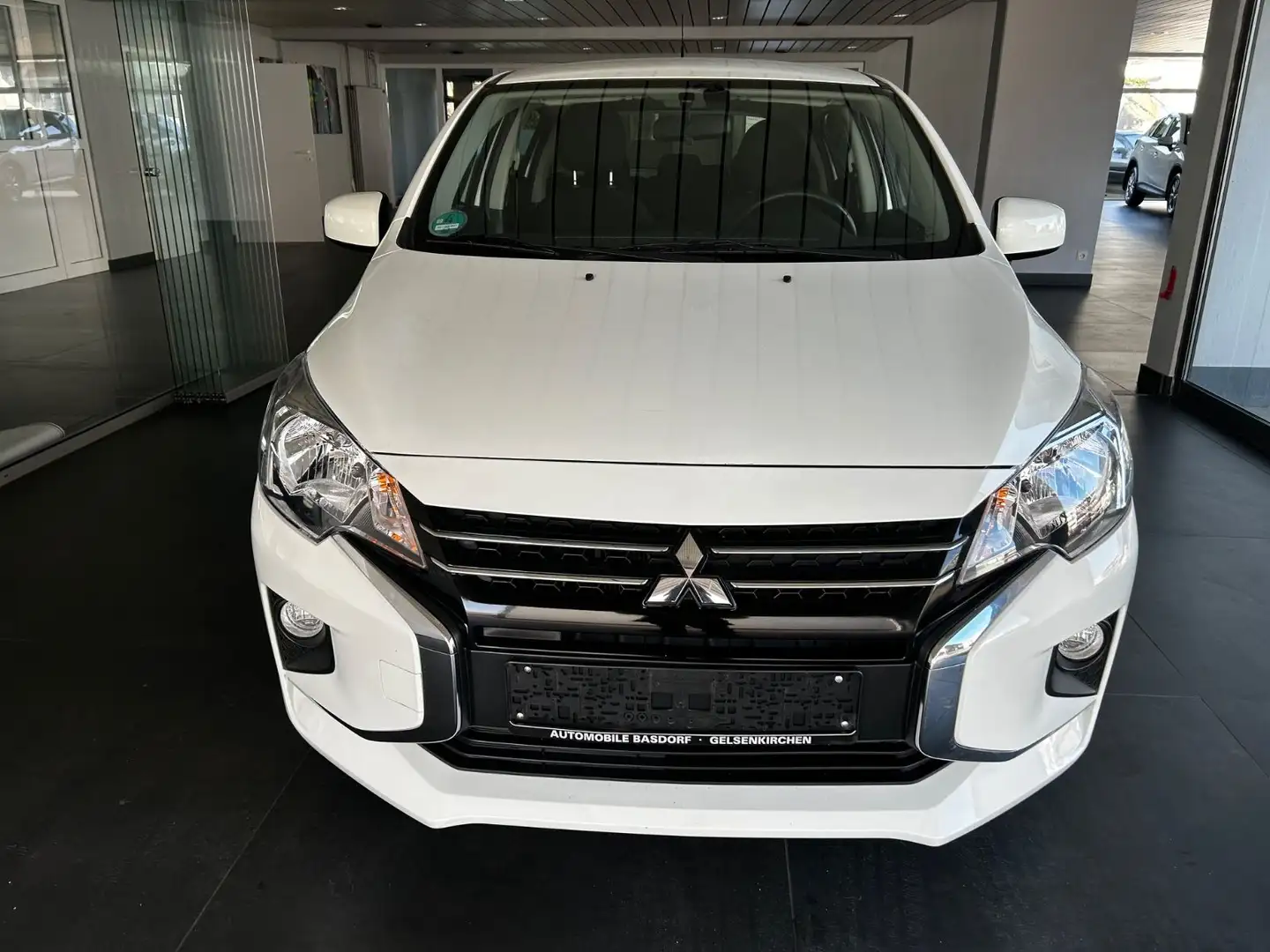 Mitsubishi Space Star Select+ Klima, Kamera Sitzh. 27.000km Weiß - 2