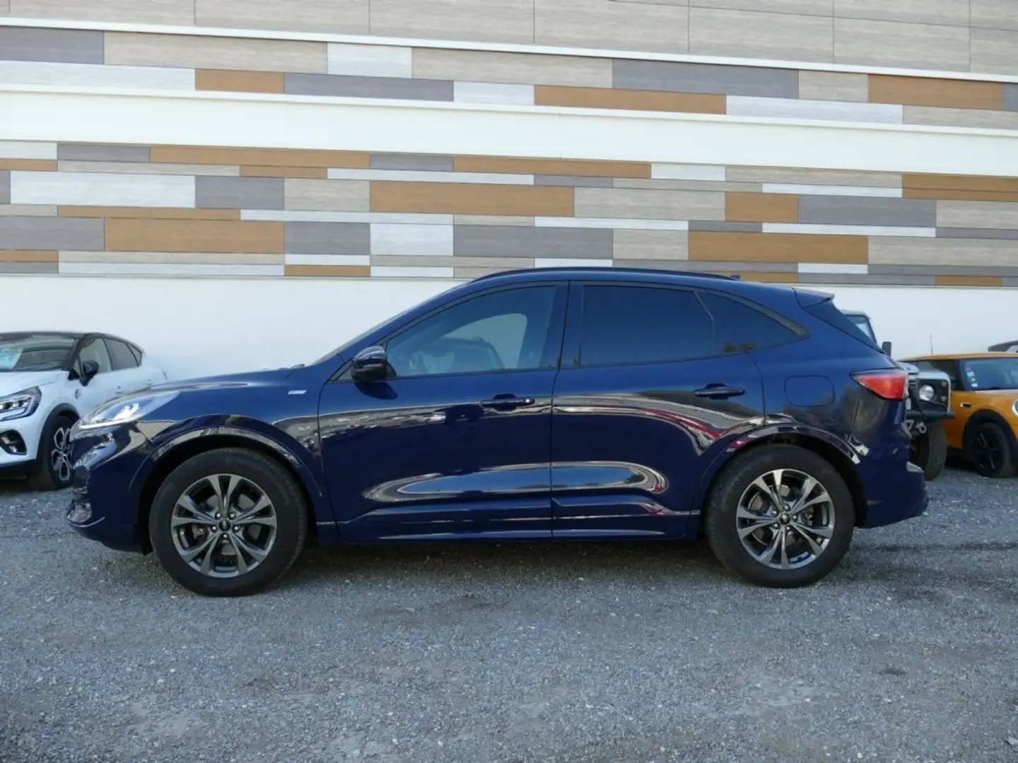Ford Kuga 1.5 DCI 120 Ch ST LINE BVM6 Bleu - 2