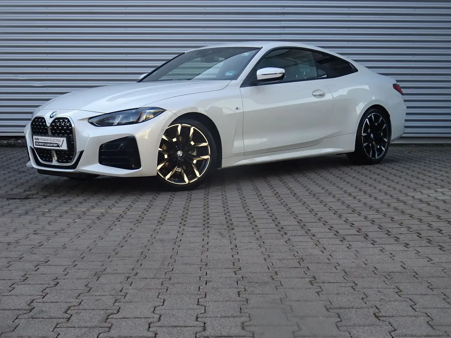 BMW 420 i Coupé M Sport Comfort+Inno-Paket ACC 360° Blanc - 1