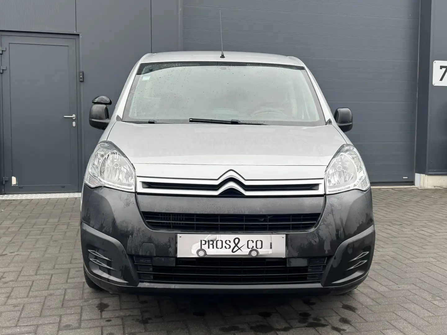 Citroen Berlingo 1.6 BlueHDi L1 // CAMERA // 3 PLACES // CLIM Grau - 2