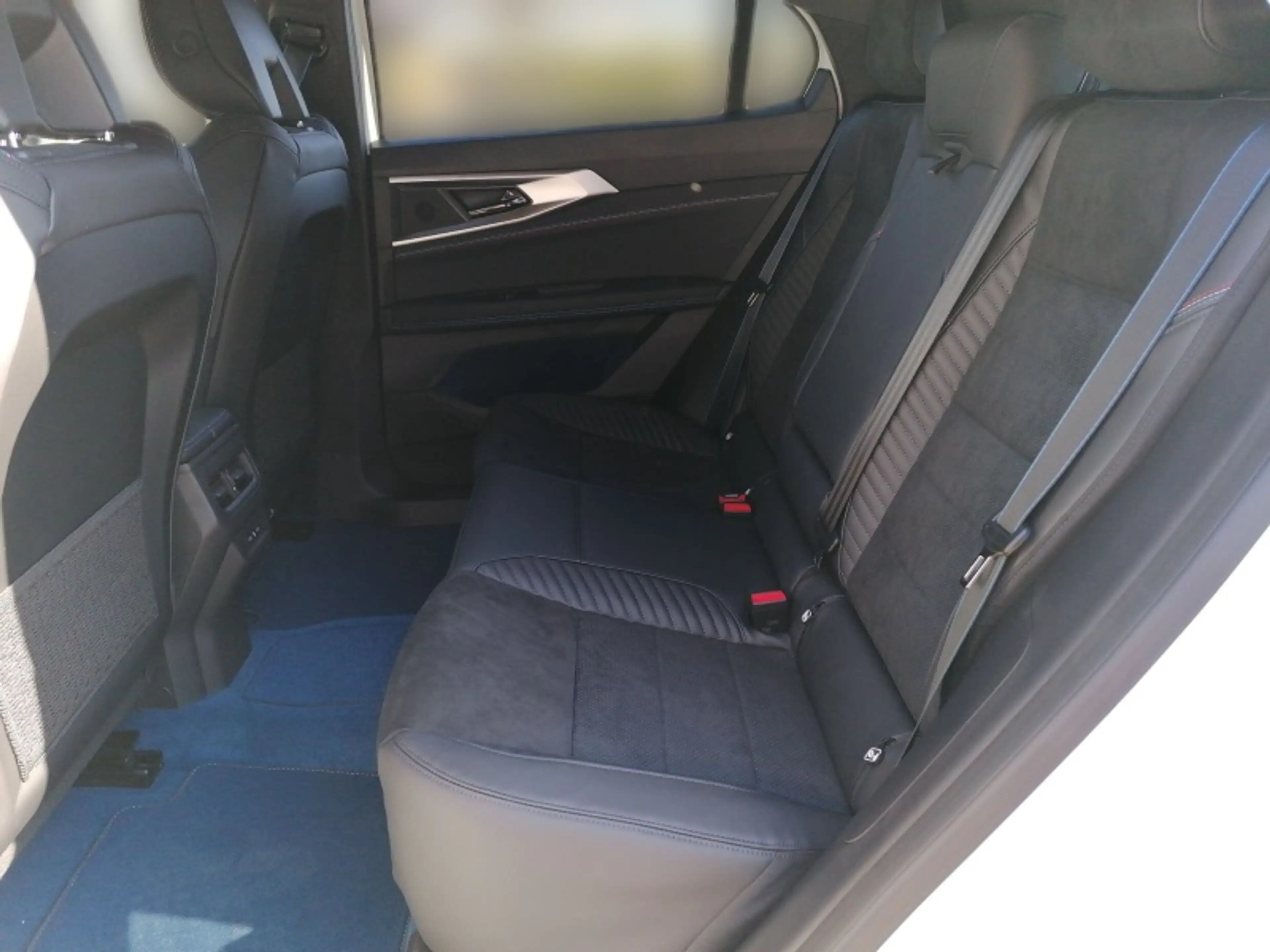 Renault Rafale RAFALE Atelier Alpine Hyper Hybrid E-Tech 4x4 300 Plug-in — photo 8