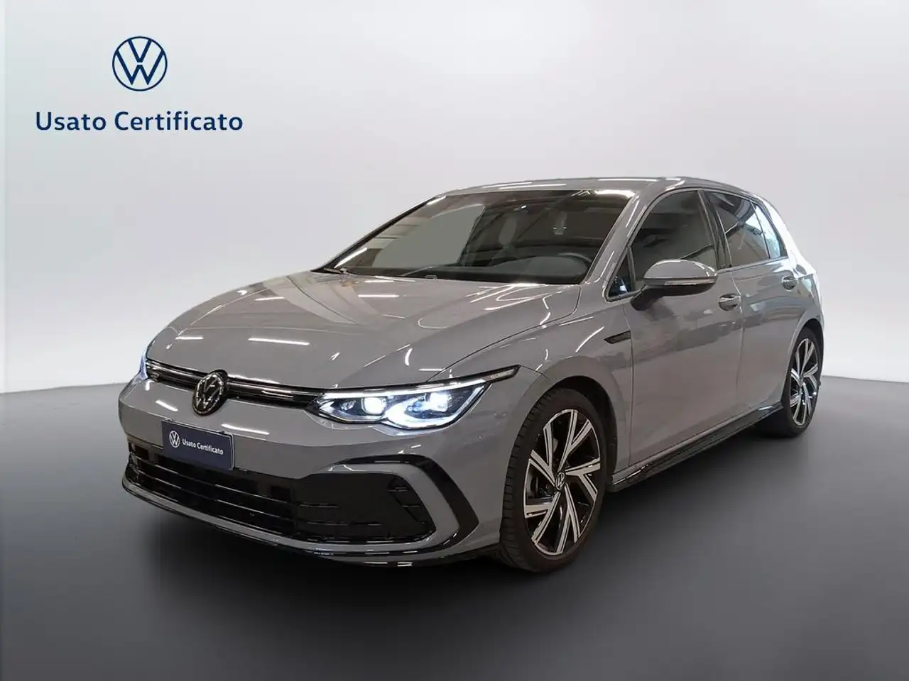 Volkswagen Golf 1.5 etsi evo R-Line 150cv dsg — photo 1 of 15