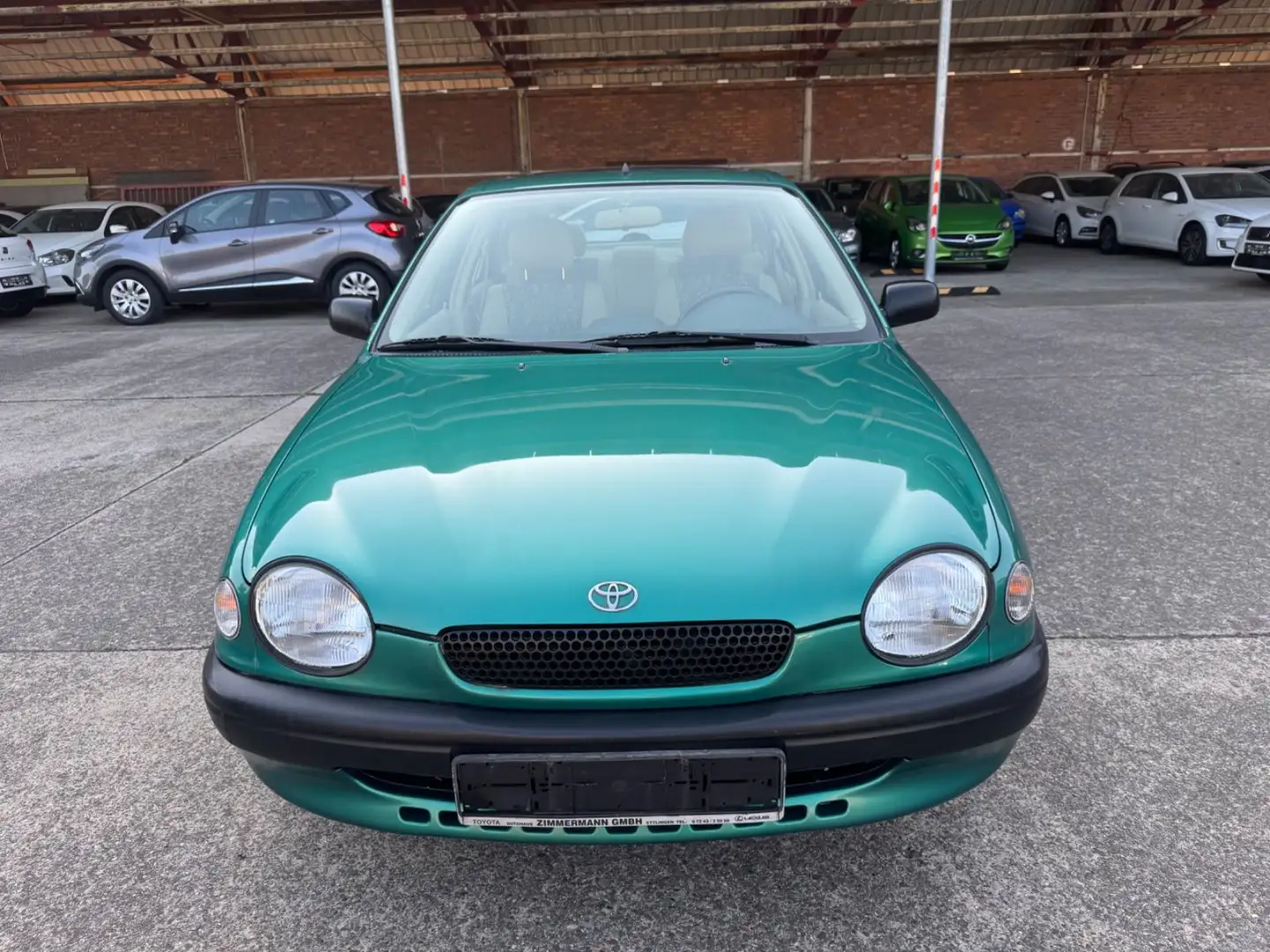 Toyota Corolla 1.4 linea terra Automatik/1.HAND/TÜV NEU Grün - 2