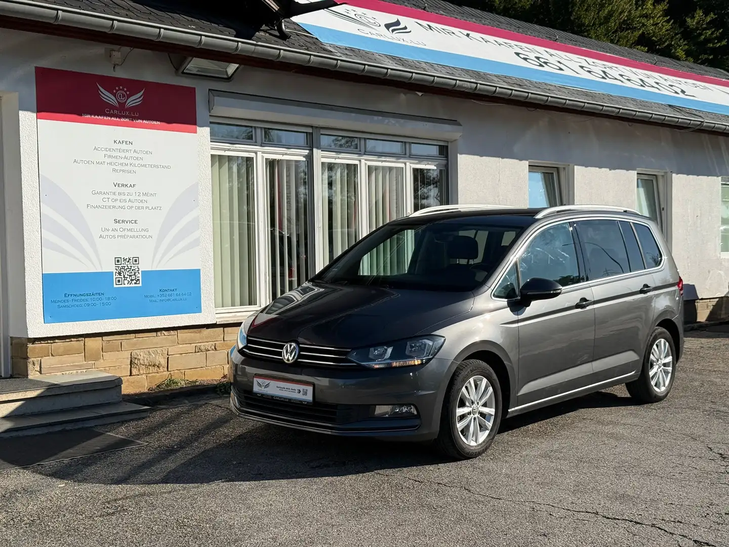 Volkswagen Touran Touran 1.6 TDI SCR (BlueMotion TechnoSG Trendline Grau - 1
