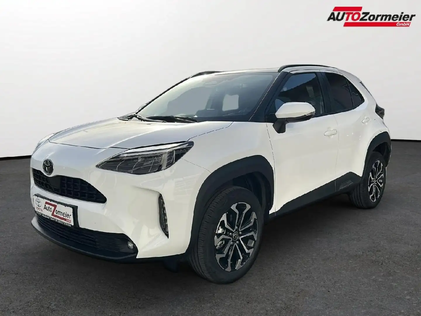 Toyota Yaris Cross Hybrid FWD Team Deutschland Weiß - 2