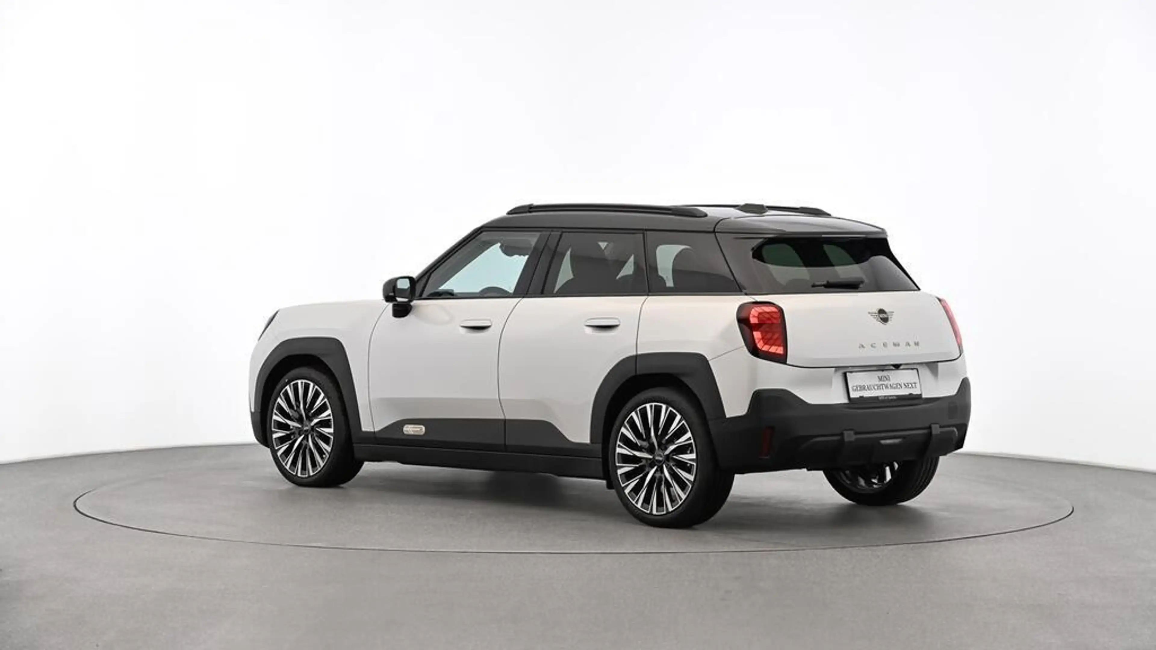 MINI Aceman E — photo 6