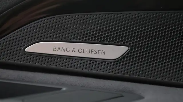 Audi Q5 TDI quattro 150 kW Ansicht 32