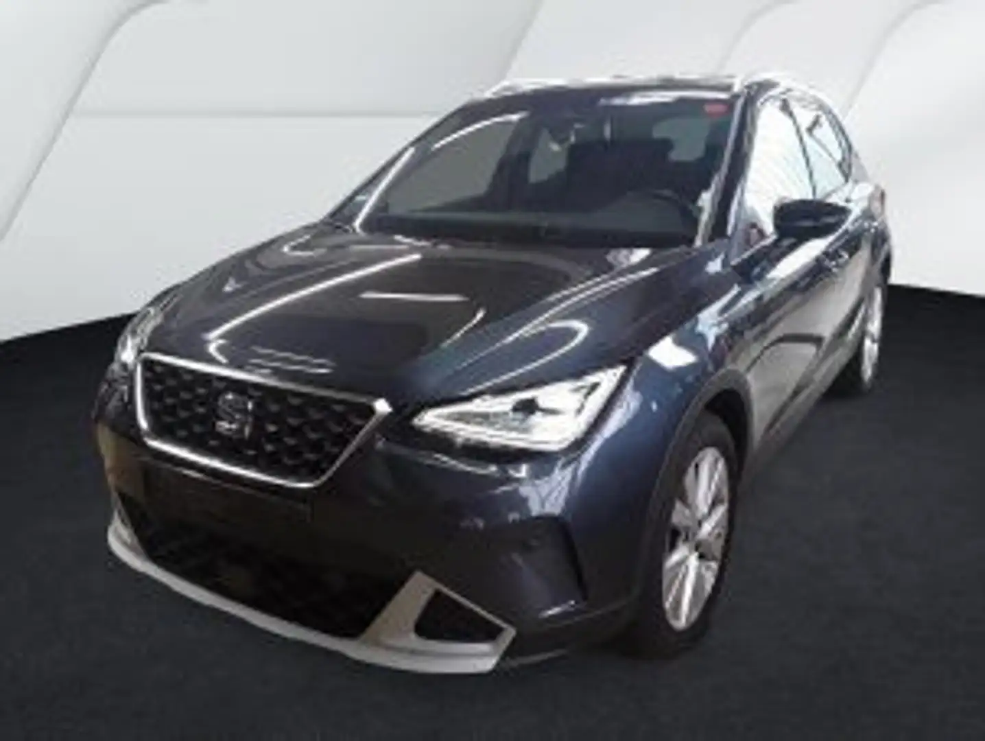 SEAT Arona X-Perience 1.0 TSI DSG*NAVI*KAM*SHZ*LED*AC Grau - 2