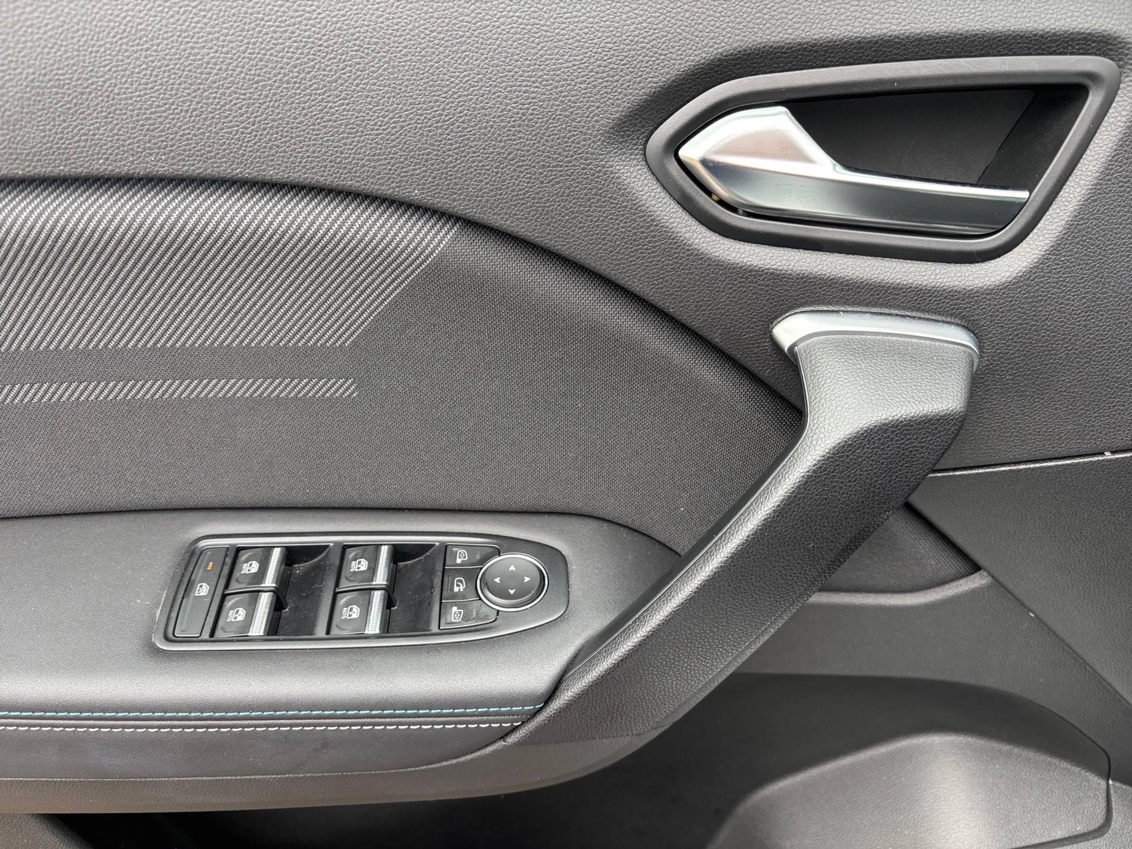Renault Symbioz 145 E-Tech Full Hybrid Esprit Alpine Panodach+LKHZ+SHZ — photo 11