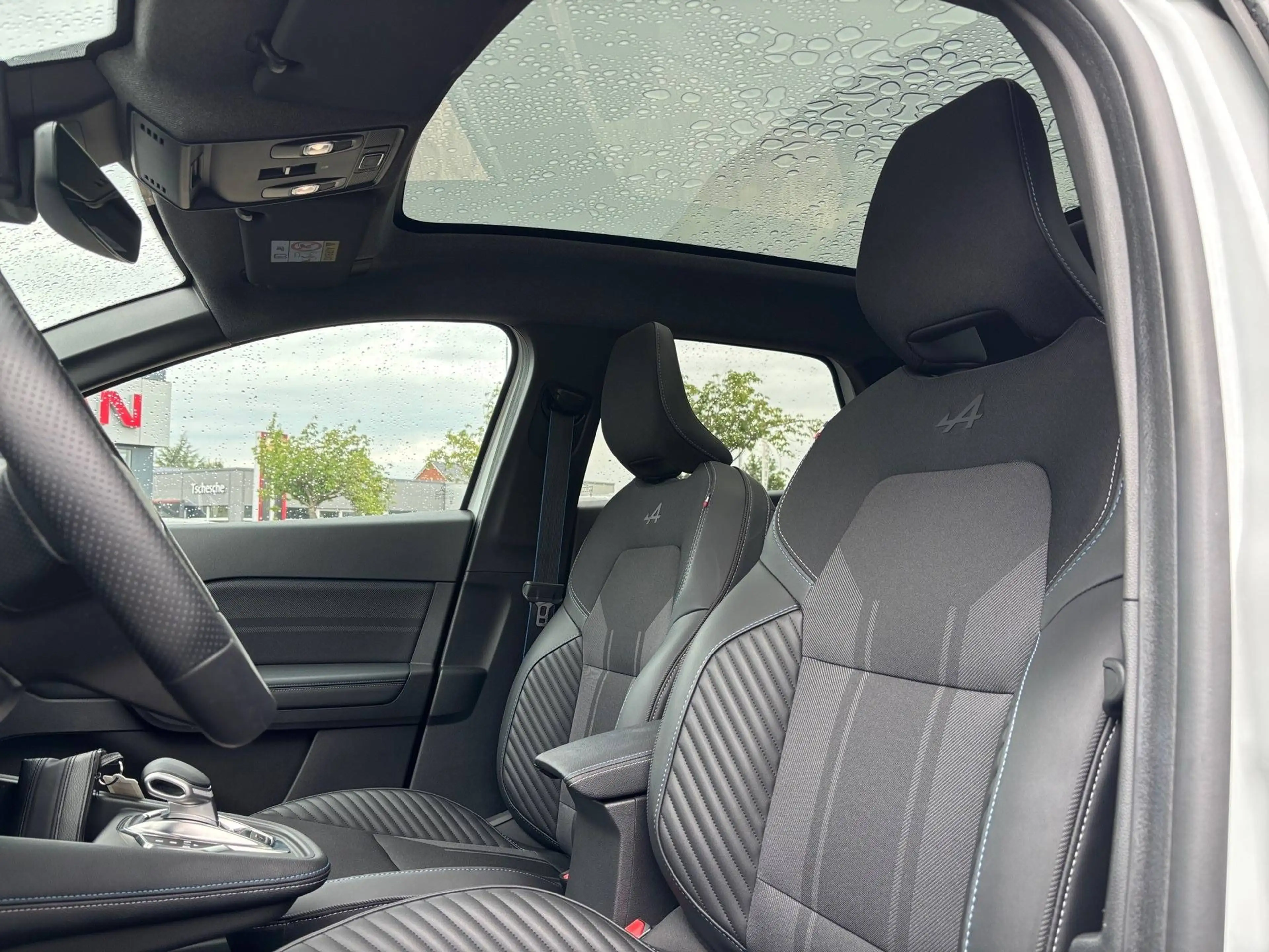 Renault Symbioz 145 E-Tech Full Hybrid Esprit Alpine Panodach+LKHZ+SHZ — photo 13