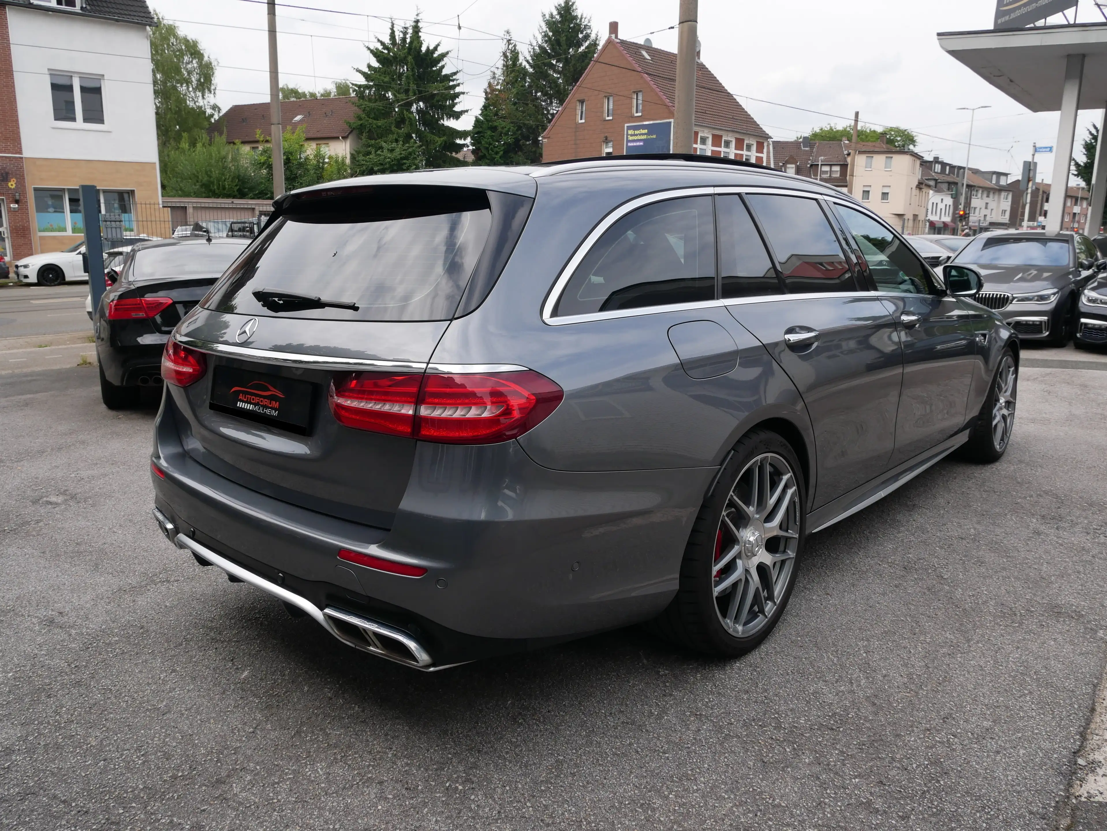 Mercedes-Benz E 63 AMG E 63 S AMG 4Matic+HUD LED STHZ KeyGo Burmes.360Kam — photo 6
