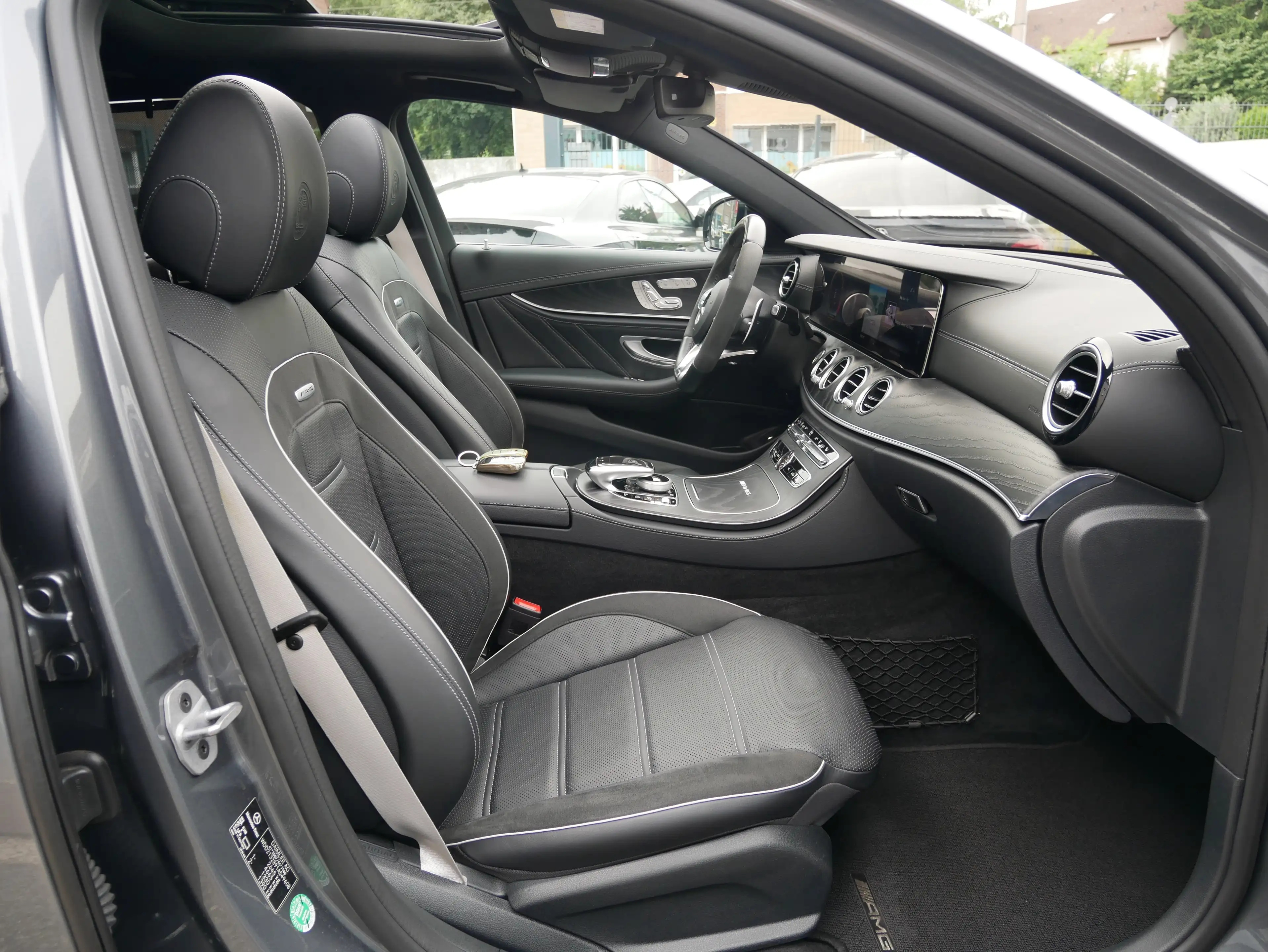 Mercedes-Benz E 63 AMG E 63 S AMG 4Matic+HUD LED STHZ KeyGo Burmes.360Kam — photo 12