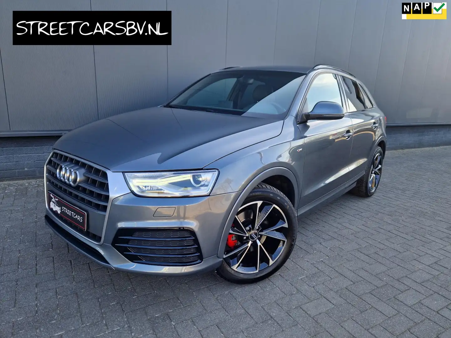 Audi Q3 1.4 TFSI CoD Aut. Sport 2x S-line Grau - 1