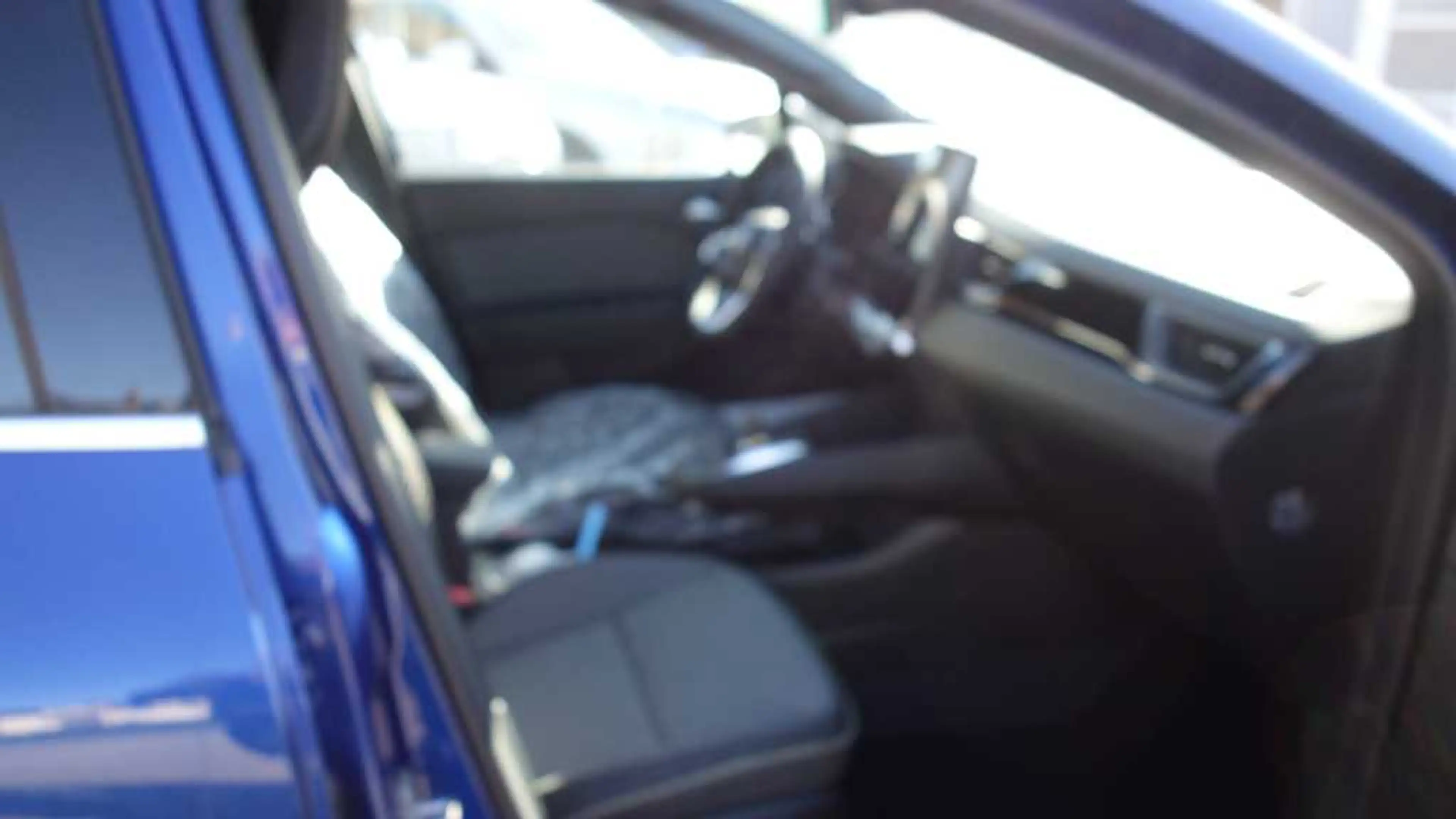 Mitsubishi Grandis Intro Edition 1.8 Hybrid — photo 12