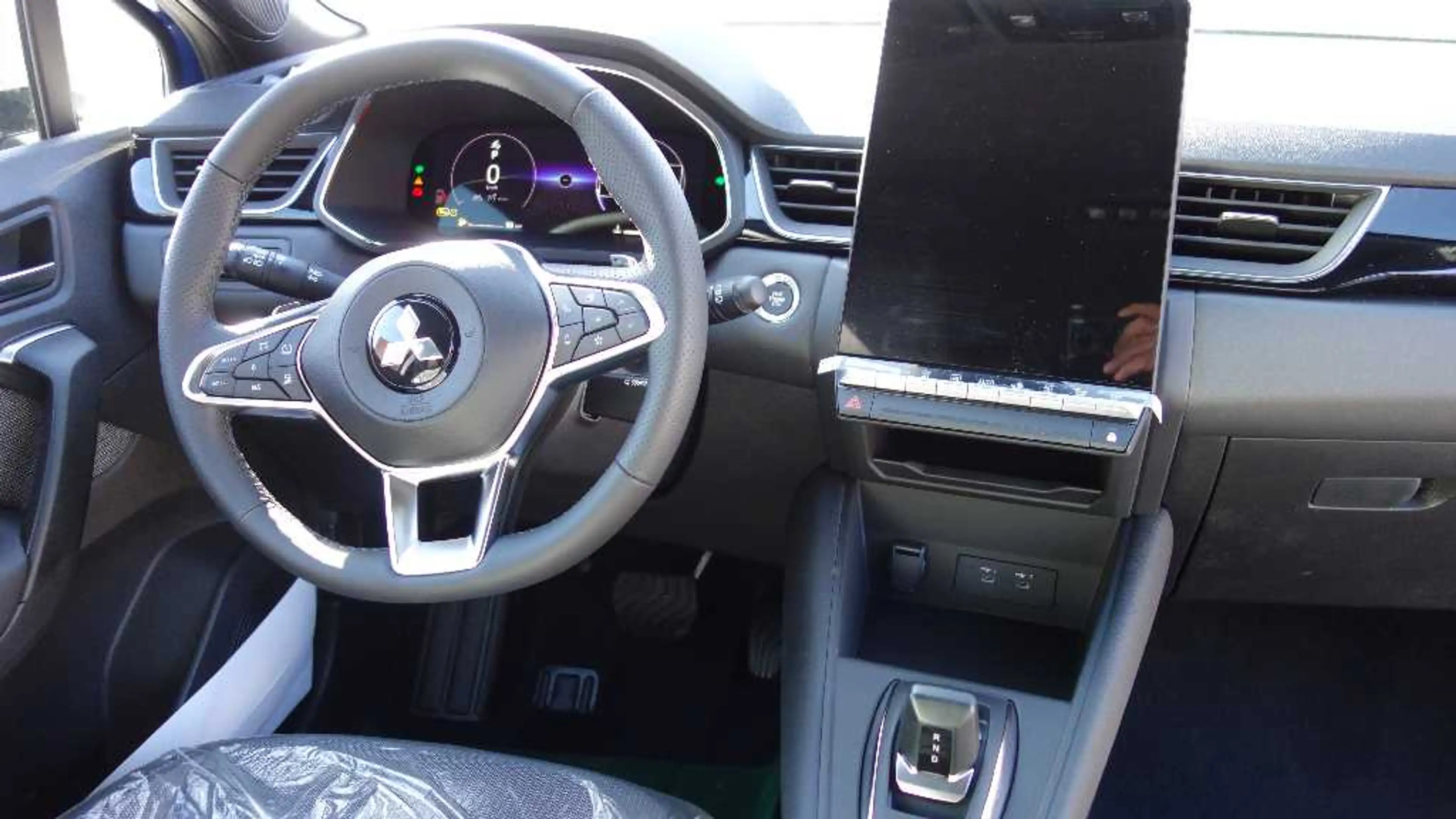 Mitsubishi Grandis Intro Edition 1.8 Hybrid — photo 15