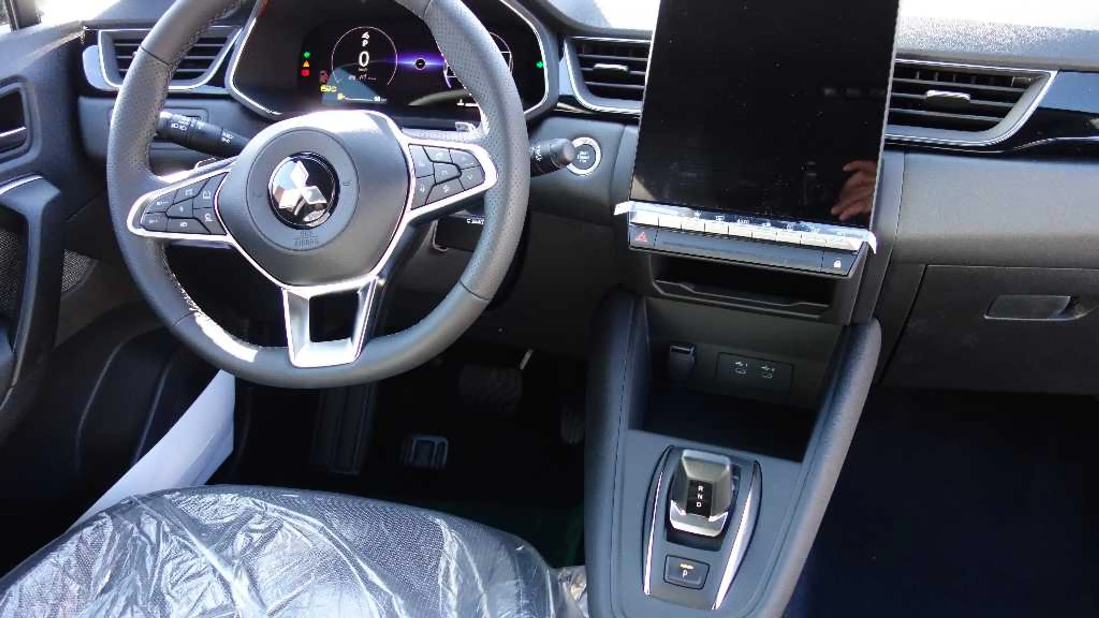 Mitsubishi Grandis Intro Edition 1.8 Hybrid — photo 14