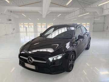 A 220 D AUTOMATIC SPORT 4 PORTE BERLINA
