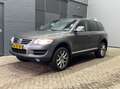 Volkswagen Touareg 3.6 V6 FSI Highline | Trekhaak | Stoelverwarming | Grau - thumbnail 4