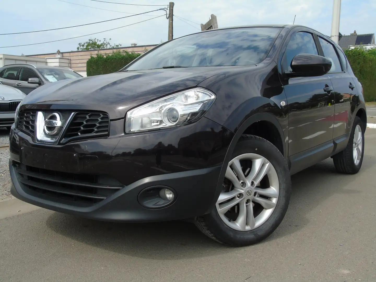 Nissan Qashqai 1.6i 2WD Tekna *Ohboekje *Airco *EURO 5 Bruin - 1