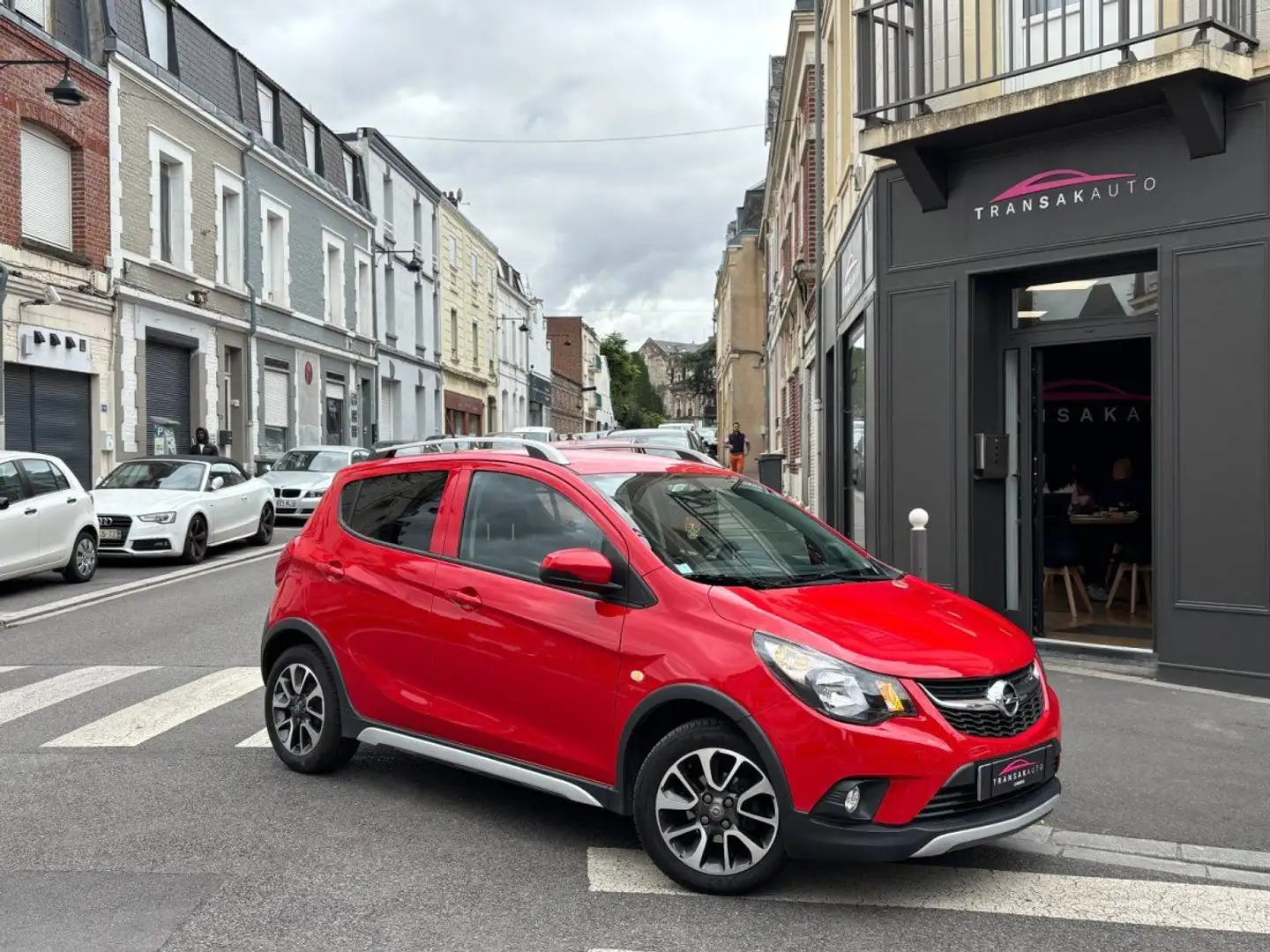 Opel Karl 1.0 73 ch Rocks / GPS / CARPLAY / IDEAL JEUNE CONDUCTEUR Rouge - 1