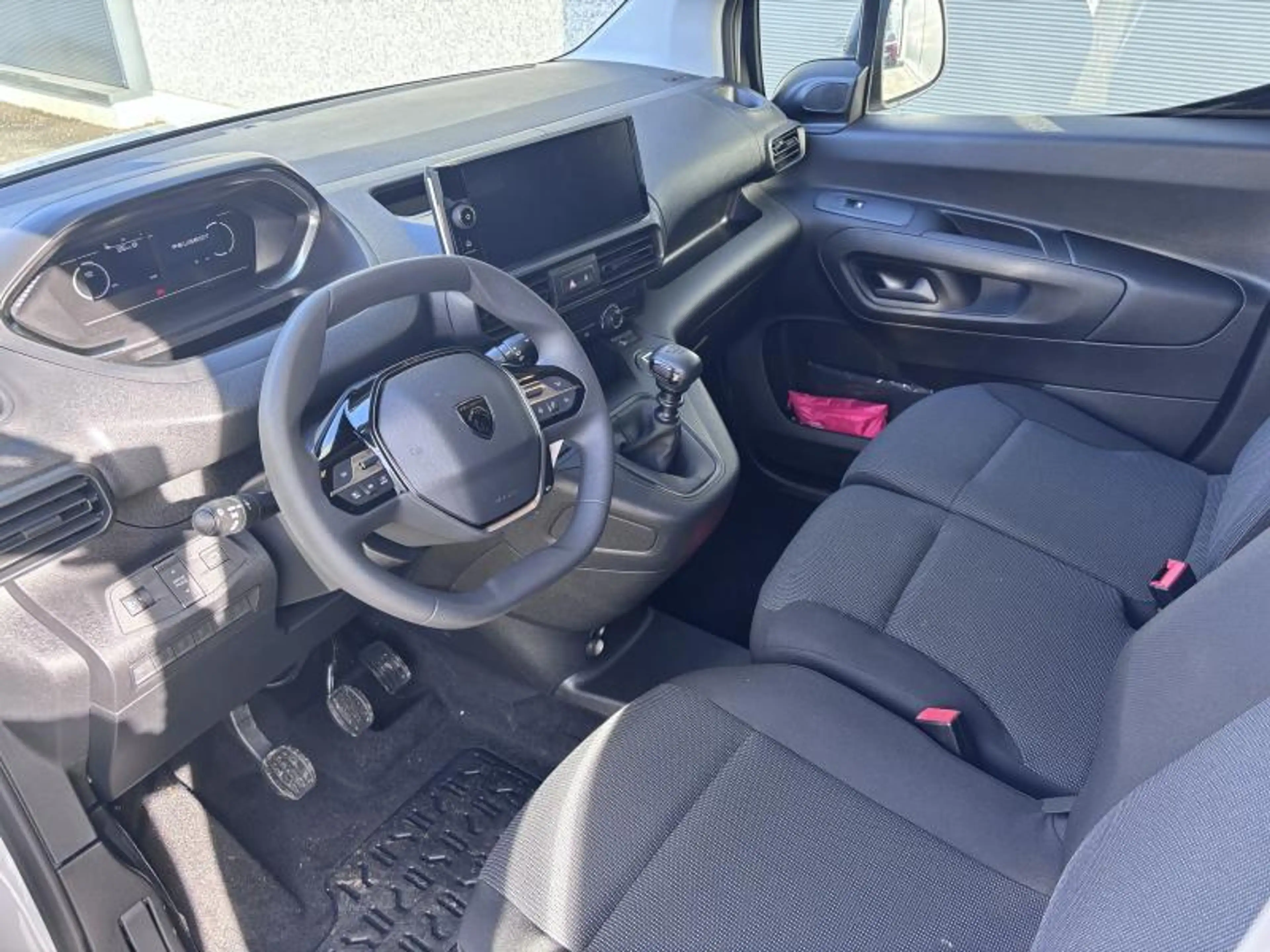 Peugeot Partner Standard Light 1.5 BlueHDI — photo 10