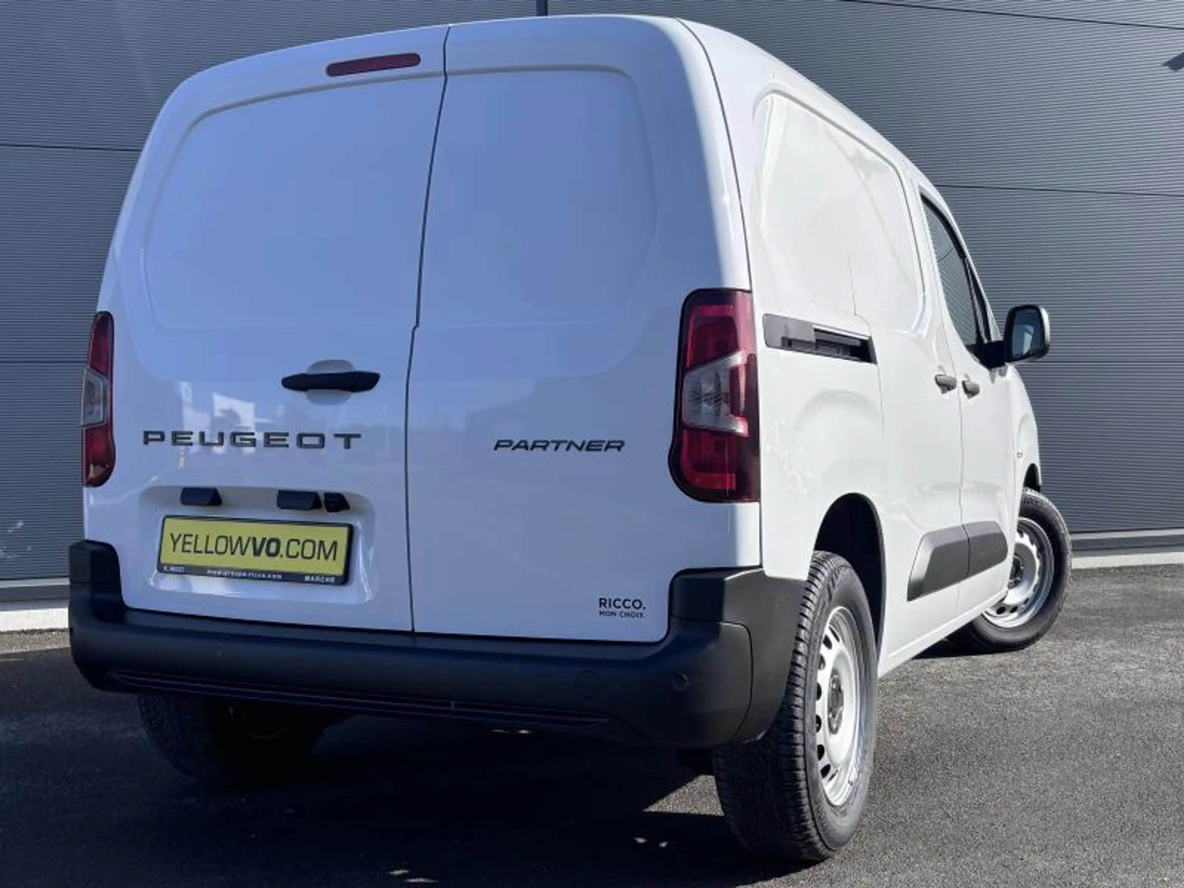 Peugeot Partner Standard Light 1.5 BlueHDI — photo 4