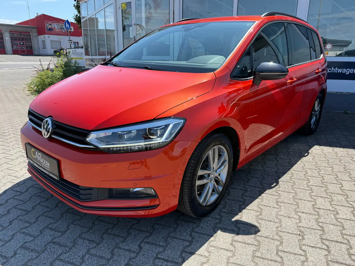 Volkswagen Touran Highline*1HAND*Navi*Kamera*Ahk.*Shz.*ACC*BMT* Orange - 2