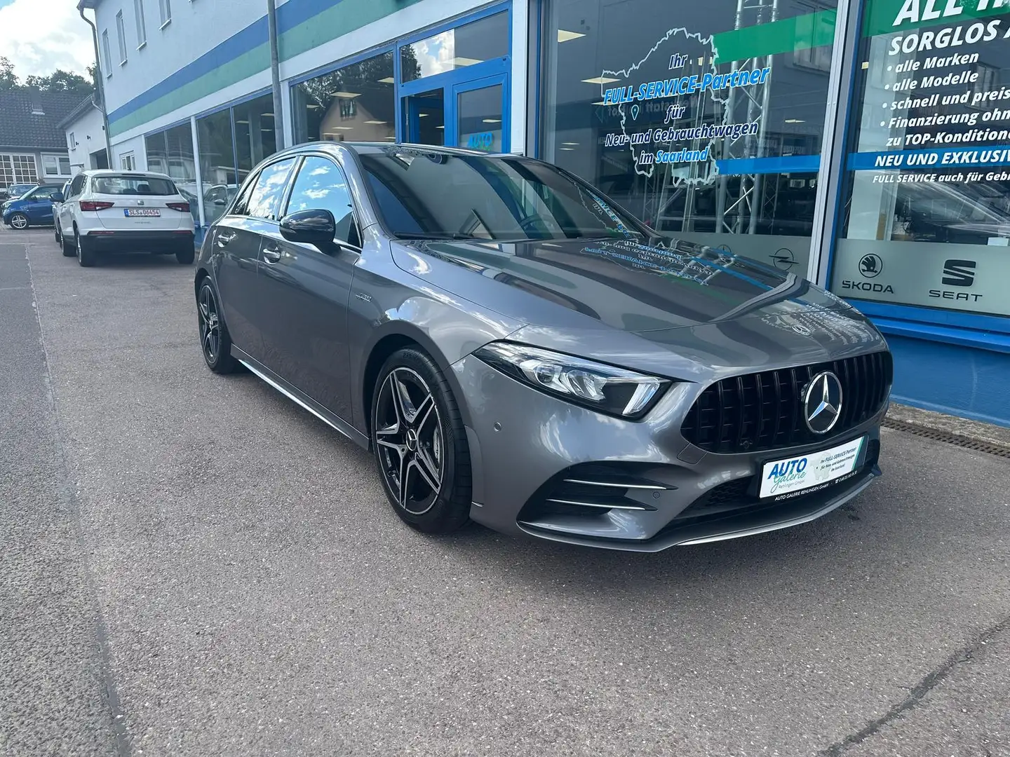 Mercedes-Benz A 35 AMG 2.0 KAT A 35 AMG 4Matic Gris - 2