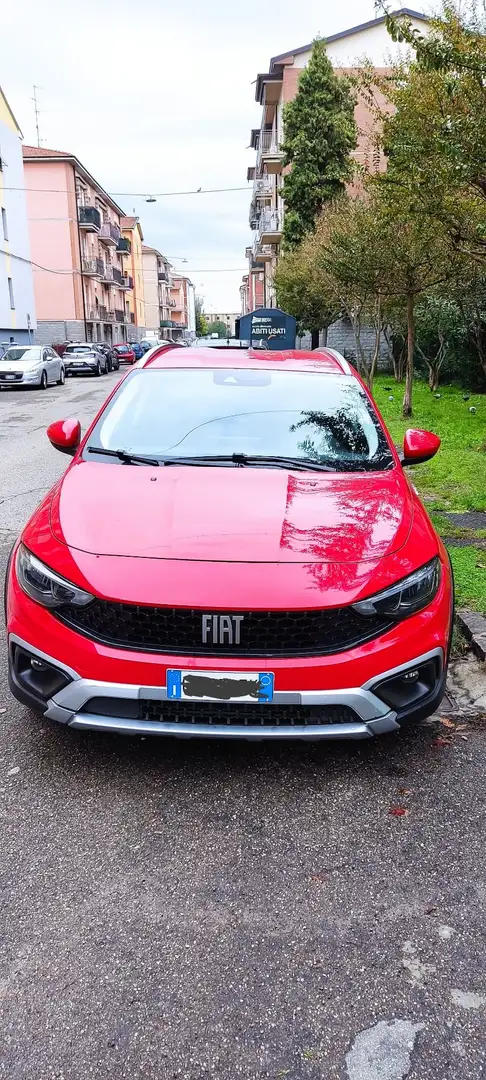 Fiat Tipo 5p 1.5 t4 hybrid (Red) 130cv dct Rouge - 1