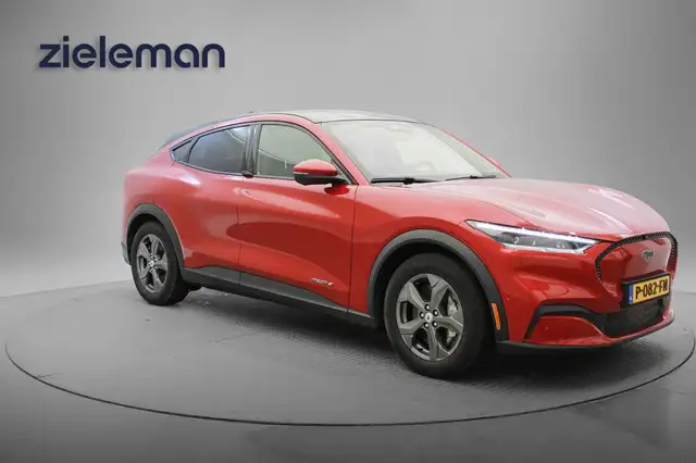 Ford Mustang Mach-E RWD 75 KWH - Panorama, Leer, Navi, Cruise, Camera,